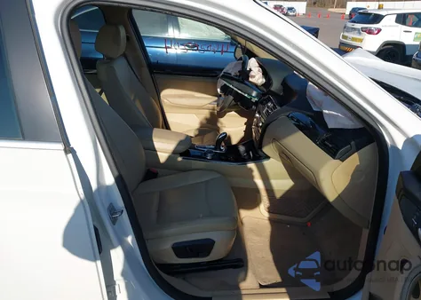 2016 BMW X4 xDrive28I from USA, damaged, VIN 5UXXW3C57G0R19539